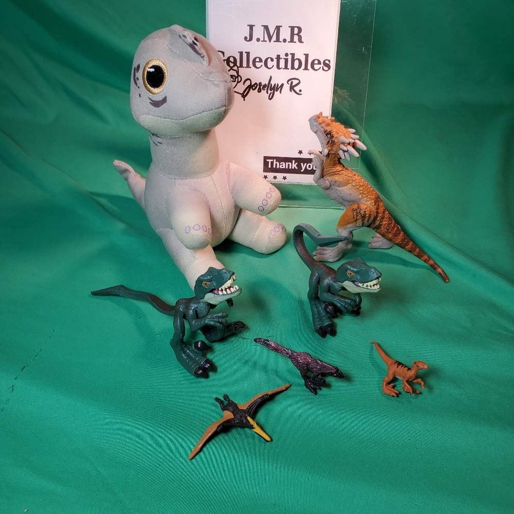 Lot of 7 Jurassic Era Dinosaur Figures – Prehistoric Toy Collection Set 